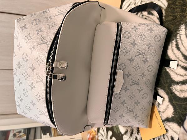 新色! L* V ルイヴィトン リュック コピー ディスカバリー・バックパック M30232