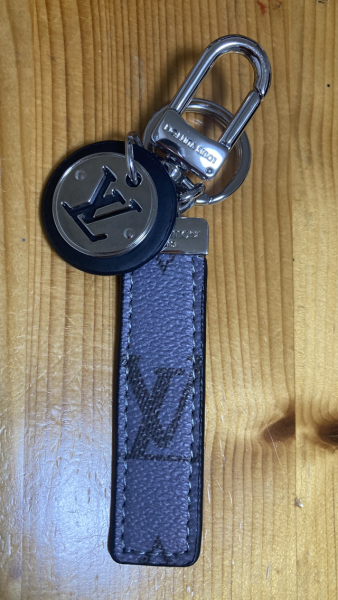 ルイヴィトン キーケース 偽物★ポルト クレ ネオクラブ Neo LV Club モノグラ M69475