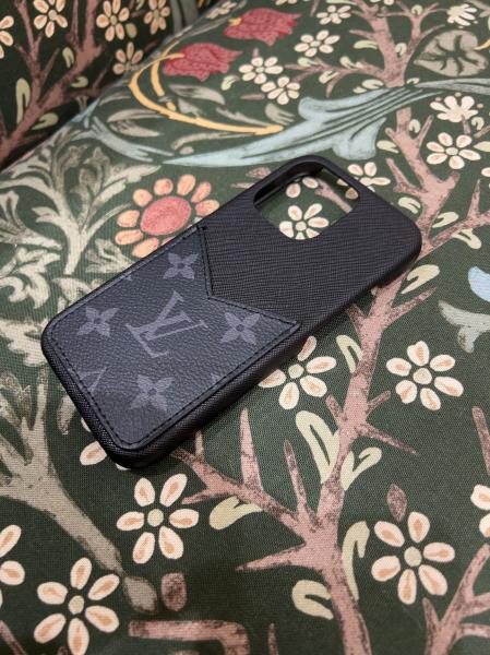 国内発 すぐ届くルイヴィトン IPHONE13/Proバンパー12/12PRO/PROMAX  M69097