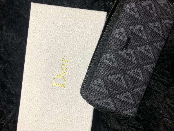 すぐ届く大人気 【ディオール】ラウンドジップ長財布 コピーロゴ入り 2ESBC252DCOH43E