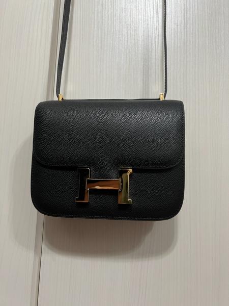 《入手困難★》エルメス コンスタンス コピー ミニ 18cm 黒 PG金具 21122903