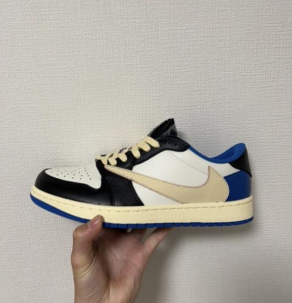 【ナイキ 偽物×トラヴィススコット×フラグメント】 コラボ エアジョーダン1 Low  DM7866140