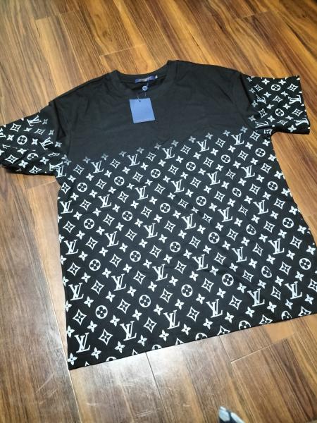 ☆これは間違えない☆ ルイヴィトン Tシャツ スーパーコピー グラディエント 1A9G6T