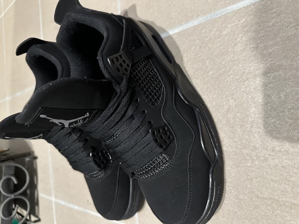 ナイキ スニーカー コピー〓人気☆即完売！〓 AIR JORDAN RETRO 4 《 CU1110 010》CU1110010