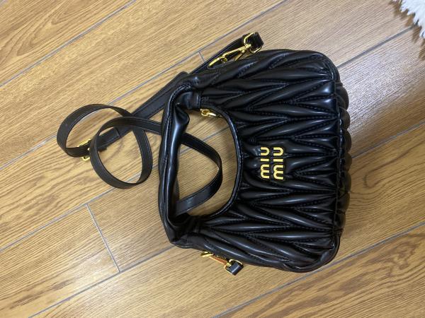 ミュウミュウ コピー  Wander ミニホーボーバッグ 12色 5BC125 miu23231