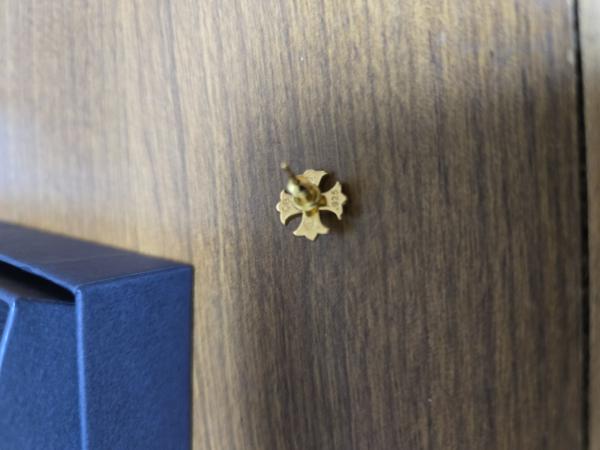 クロムハーツスーパーコピー22K CH PLUS STAD 22KCHプラススタッドピアスchpi34