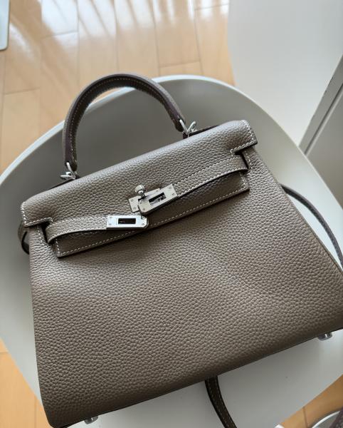 エルメス ケリー スーパーコピー Kelly25 トゴ エトゥープ/シルバー金具