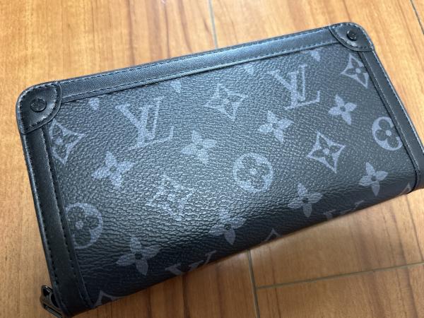 【新作】ルイヴィトン ソフトトランクウォレット★ トランク・ジッピーウォレット偽物 M80558