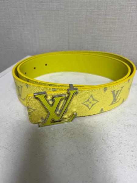 可愛い【すぐ届く！23SS】ルイヴィトン 40MM リバーシブル ベルト 偽物 M0675V