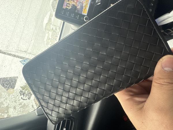 ボッテガヴェネタ財布スーパーコピー ラウンドファスナー長財布 ボッテガヴェネタ ブラック 275064-VX051-1000