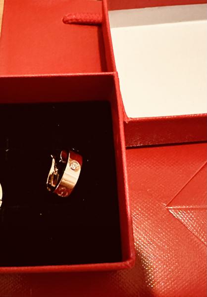 即発【カルティエ】Love ビスモチーフ イヤリング コピー ダイヤモンド 18K B8022800