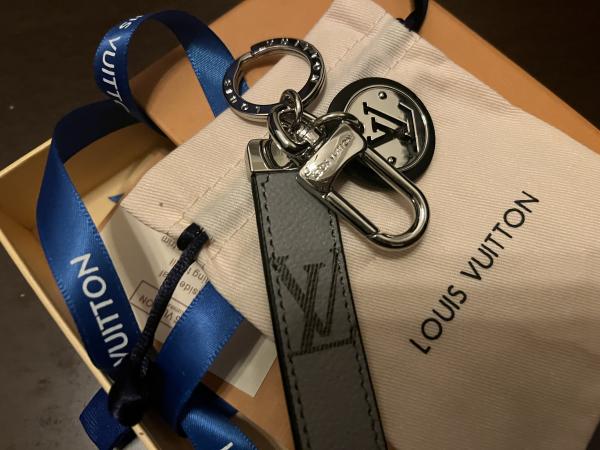 ルイヴィトン キーケース 偽物★ポルト クレ ネオクラブ Neo LV Club モノグラ M69475