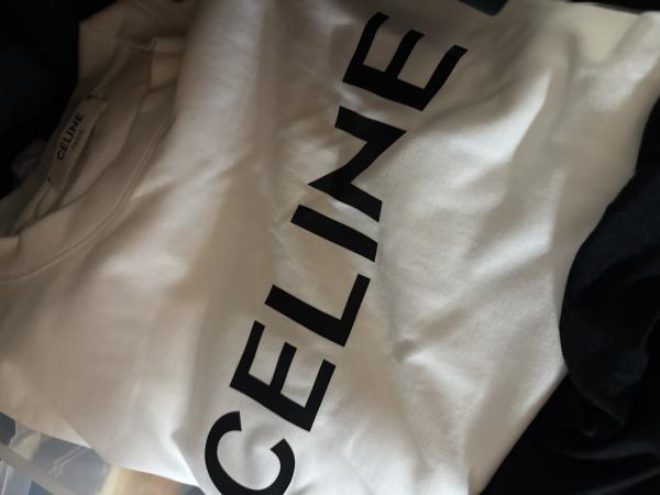 ★超人気 セリーヌ tシャツ 激安 偽物 クルーネック ロゴTシャツ  2色 2X308916G.38A