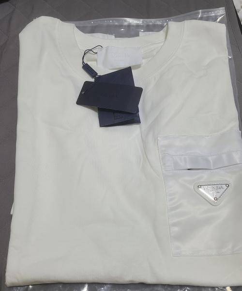 大人気!!新色!!プラダ Re-Nylon xジャージー Tシャツ N級品 UJN661