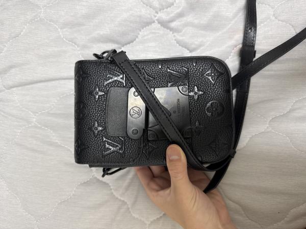 【すぐ届く】 ルイヴィトン コピー Sロック ウエアラブル ウォレット M81524