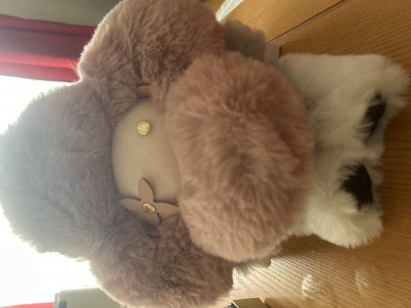 ルイヴィトン ドゥドゥ ヴィヴィエンヌ ぬいぐるみ 偽物 GI0831