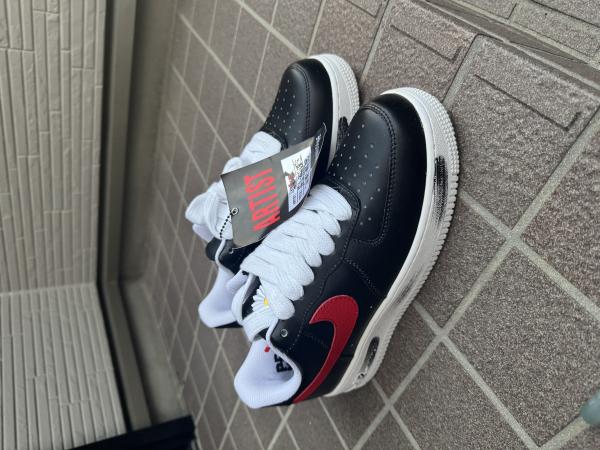 【人気限定】ナイキ エアフォース1 パラノイズ 偽物 剥がれるスニーカーナイキ Air Force 1 Low Peaceminusone Para-Noise AQ3692-002