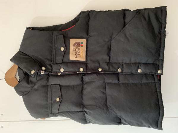 歴史的コラボ入手困難!グッチ×ノースフェイス DOWN VEST