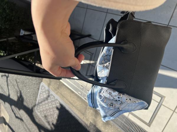 the row 偽物 お洒落♡ザロウ マルゴー THE ROW Margaux 10 Bag グレインレザー バッグ ショルダー W1190L133