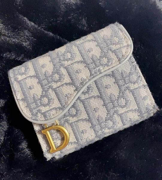 国内発送 ディオール SADDLE コンパクトウォレット 財布偽物 S5653CTZQ_M932