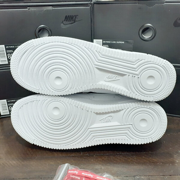 シュプリーム x ナイキスーパーコピーコピー Air Force 1 Low Box Logo White SS 20 WEEK 2   201116B137