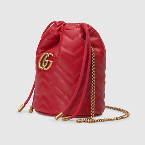 2020新作限定人気 グッチ偽物∞∞ グッチ ∞∞ GG Marmont Mini leather バケットショルダー☆M82038
