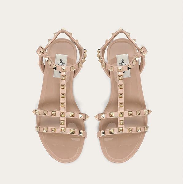ヴァレンティノ サンダル 偽物★ROCKSTUD FLAT RUBBER SANDAL サンダル 0H38-PVS-P45