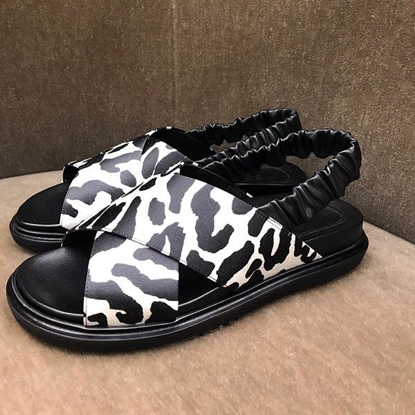 日本未上陸◆マルニ サンダル 偽物◆フスベット レオパードサンダル FBMS010801P3953Z1S90
