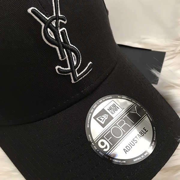 超人気【サンローラン x ニューエラ 偽物 】New Era モノグラムキャップ687687YCL361000  22031404