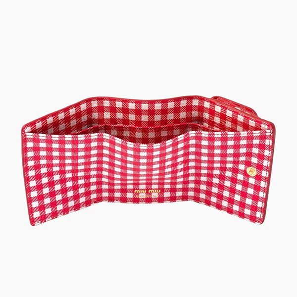 チェック柄が可愛い♪*ミュウミュウ*プリントマドラスレザー ミニ財布 コピー 5MH021_54V_F0X24​