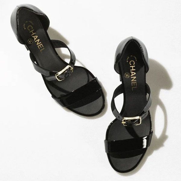《人気★》シャネル サンダル パテント ゴートスキン sandals G39050 X56544 94305