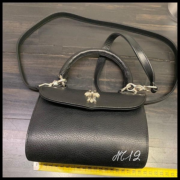《大人気》激レア【クロムハーツ】CHクロス ショルダーバッグ 偽物