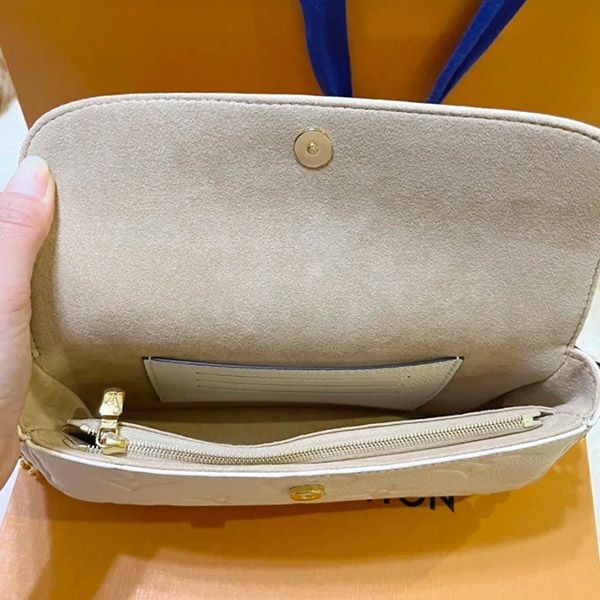 【最終セール価格！】ルイヴィトン ミニバック ポシェット ショルダーバッグ コピー M82210