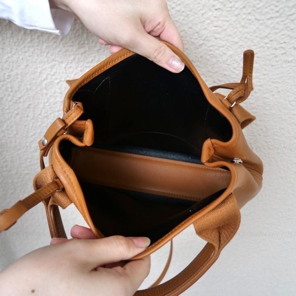 【セレブ多数愛用】バレンシアガ CABASトートバッグ 偽物 XS