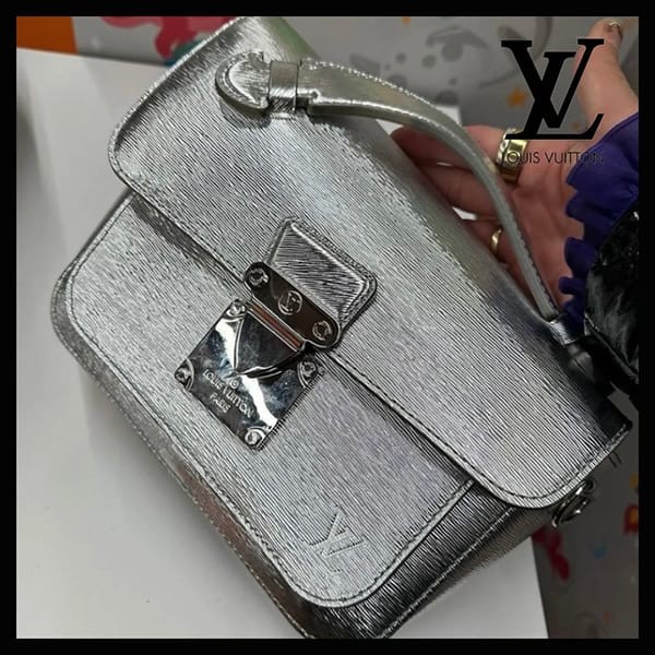 洗練デザイン♪ルイヴィトン 偽物 モンソー・ディストーテッド ショルダーバッグ M23103