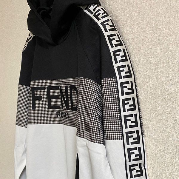 激安価格！フェンディ ロゴ ジャージ パーカー 偽物 FAF661AL48F0J8Z