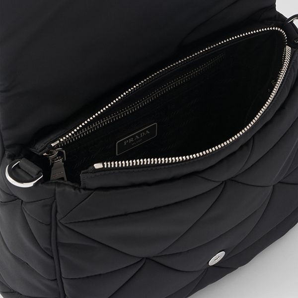 新作上品プラダパデッド キルティング偽物Re-Nylon ショルダーバッグ1BD290RDJN