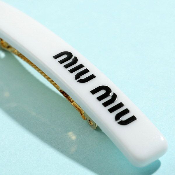 ミュウミュウ バレッタ スーパーコピー ロゴ ヘアアクセサリー 5IF125 2F8O