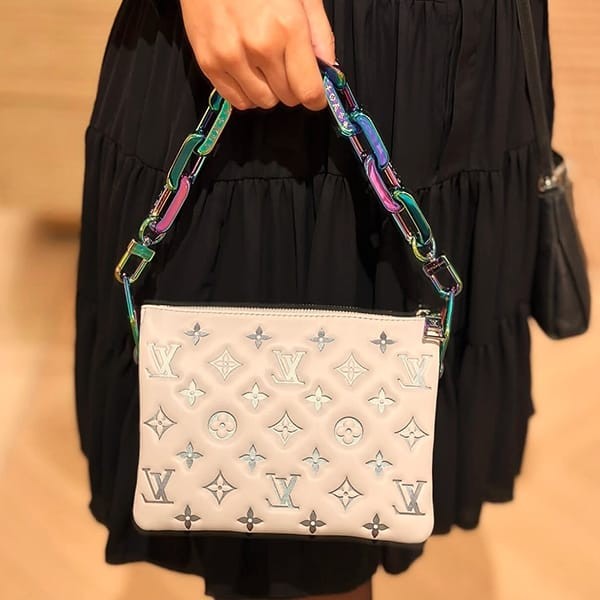 VIPセールルイヴィトン 偽物 LV SKI クッサン BB ショルダーバック M23617