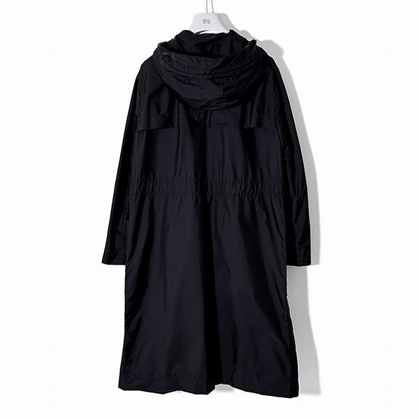 送料込追跡有モンクレール HIENGU BLACK ナイロンコート 偽物1C00038