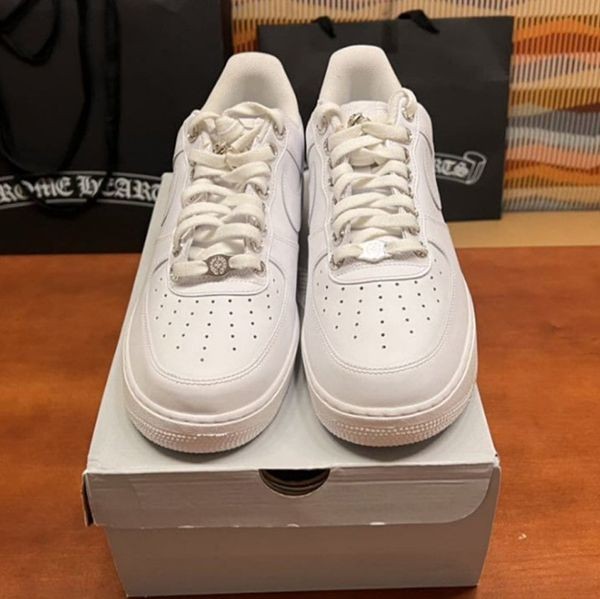 便利でクロムハーツ ナイキ エアーホース1 コピーホワイト コラボ AIRFORCE 1 スニーカー エアージョーダン Jordan321