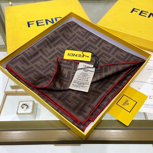 フェンディ シルクスカーフ N級品 w24043095