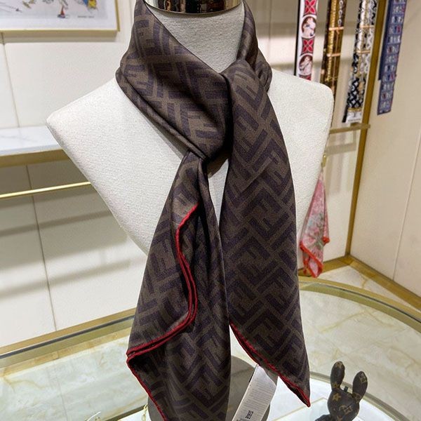 フェンディ シルクスカーフ N級品 w24043095