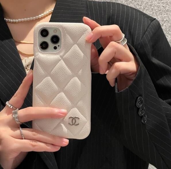 シャネル iPhone15/14 ケース マトラッセ風 14Proケース 4色 24043002