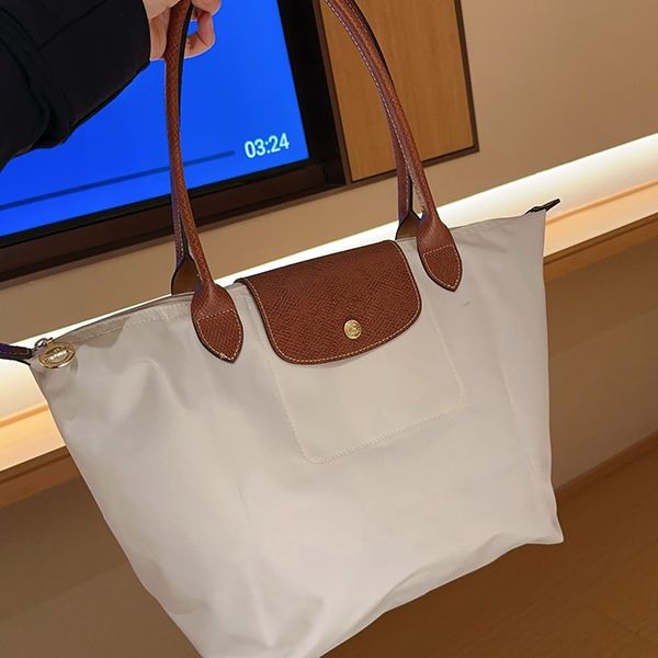 LONGCHAMP トートバッグ 偽物 LE PLIAGE SAC 1899 w24050804