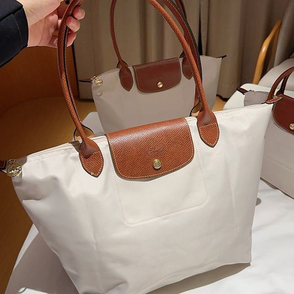 LONGCHAMP トートバッグ 偽物 LE PLIAGE SAC 1899 w24050804