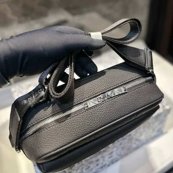 ディオール ジップ メッセンジャーバッグ 1espo340llg