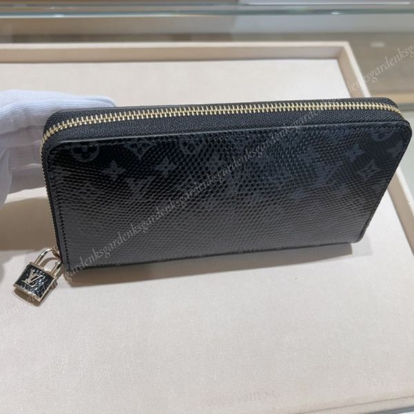 大人気!!新色!!ルイヴィトン lv リザード ジッピーウォレット 偽物 南京錠付き N96955