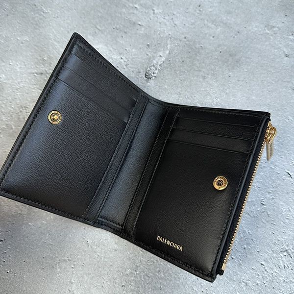 N級品バレンシアガ MONACO 偽物 バイフォールド ウォレット 7924122AAXB1000