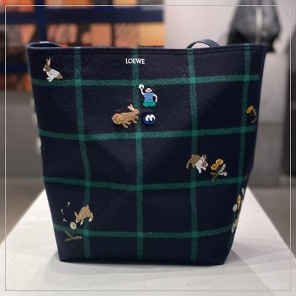 最新でオシャレ【Suna Fujitaコラボ】ロエベ パズル パチモン フォールド XLトートバッグ lew02193